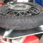 how to remove a tire from a rim